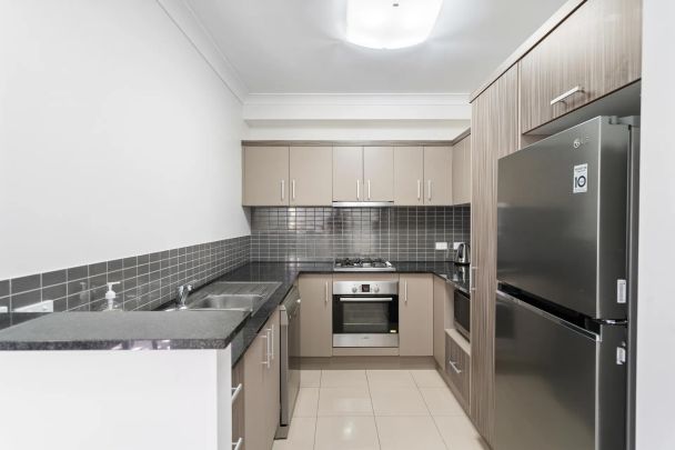 Resort-Style Living - Spacious and Stylish 2 bedroom Furnished Apartment - Photo 1