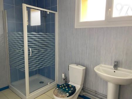 Une maison mitoyenne T4 située dans le centre de Yainville à proximité des commerces - Photo 5