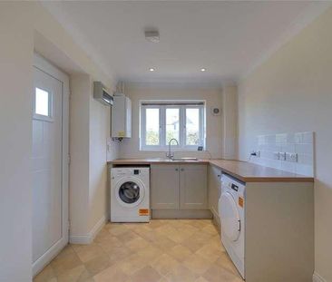 Marriot Cottage, Hamilton Road, Newmarket, Suffolk, CB8 - Photo 6