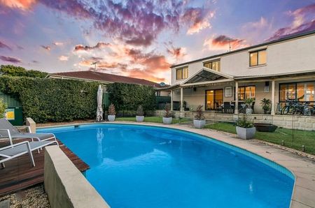 Family Comfort & Entertaining in a Prime Rouse Hill Location - Photo 3