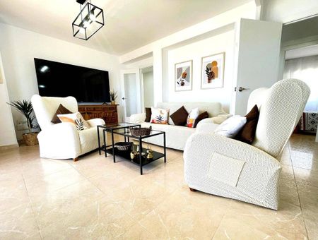 3 room luxury Apartment for rent in Gandia, Spain - Photo 2