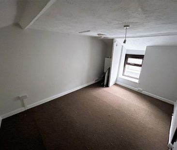2 bedroom end of terrace house to rent - Photo 6