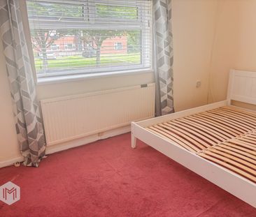 Crossdale Road - Photo 3