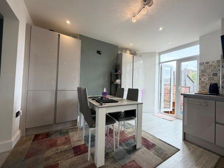 3 bedroom house to rent - Photo 2