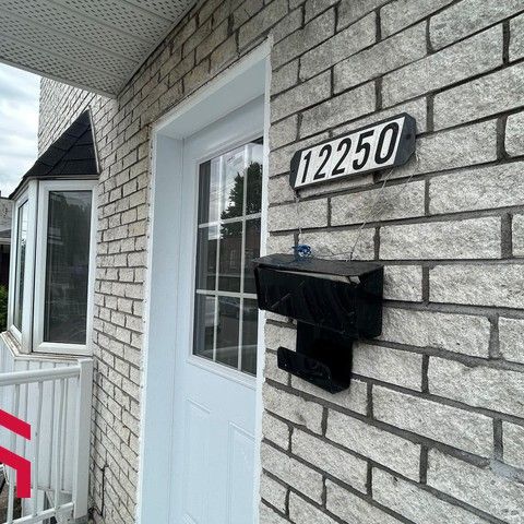 Appartement Ahuntsic-Cartierville (Montréal) À Louer - Photo 1