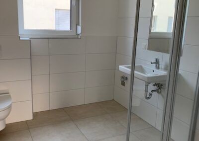 Erstbezug! Moderne hochwertig ausgestattete 2-Zimmer-Dachgeschosswohnung mit Loggia - Photo 5