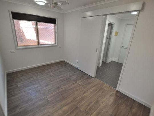 RENOVATED 1x1 + WHITEGOODS - Walk to Beach & CBD - Photo 1