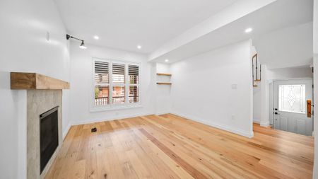 For Lease - 708 Wilson Street, Hamilton, Ontario - Photo 3