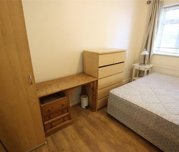 1 bedroom property to rent - Photo 3