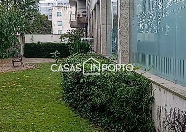 T2 ao Marquês em Condomínio Fechado de Luxo