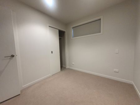 Fabulous 1 Bedroom Apartment in Great Location - Photo 3