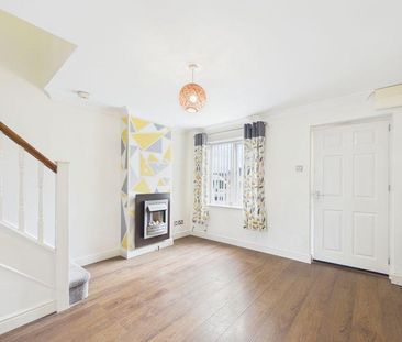 2 bedroom terraced house to rent - Photo 2