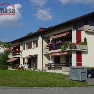 2.5 Zimmerwohnung in Giffers - Photo 2