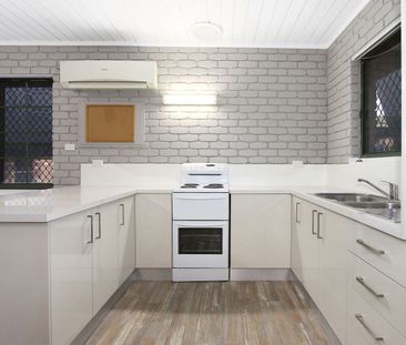 Convenient Location! - Photo 4