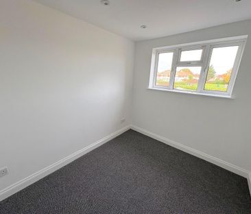 2 bedroom semi-detached house to rent - Photo 2