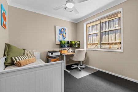 4 Prairie Way, Gillieston Heights NSW 2321 - House For Rent | Domain - Photo 5