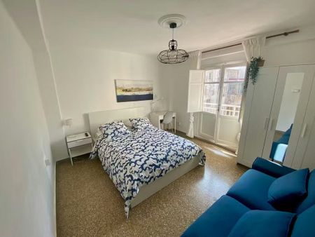 Avinguda de la Malva-Rosa, Valencia, Valencian Community 46011 - Photo 4