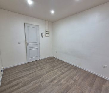 Location Appartement 1 pièce 22m² - Photo 5