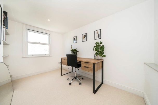 Holdenby Road, Brockley, SE4 - Photo 1