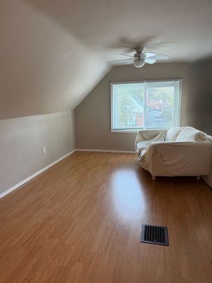 For Lease - 19 Westchester Street Unit# Main & 2nd Floor, Toronto, Ontario - Photo 1