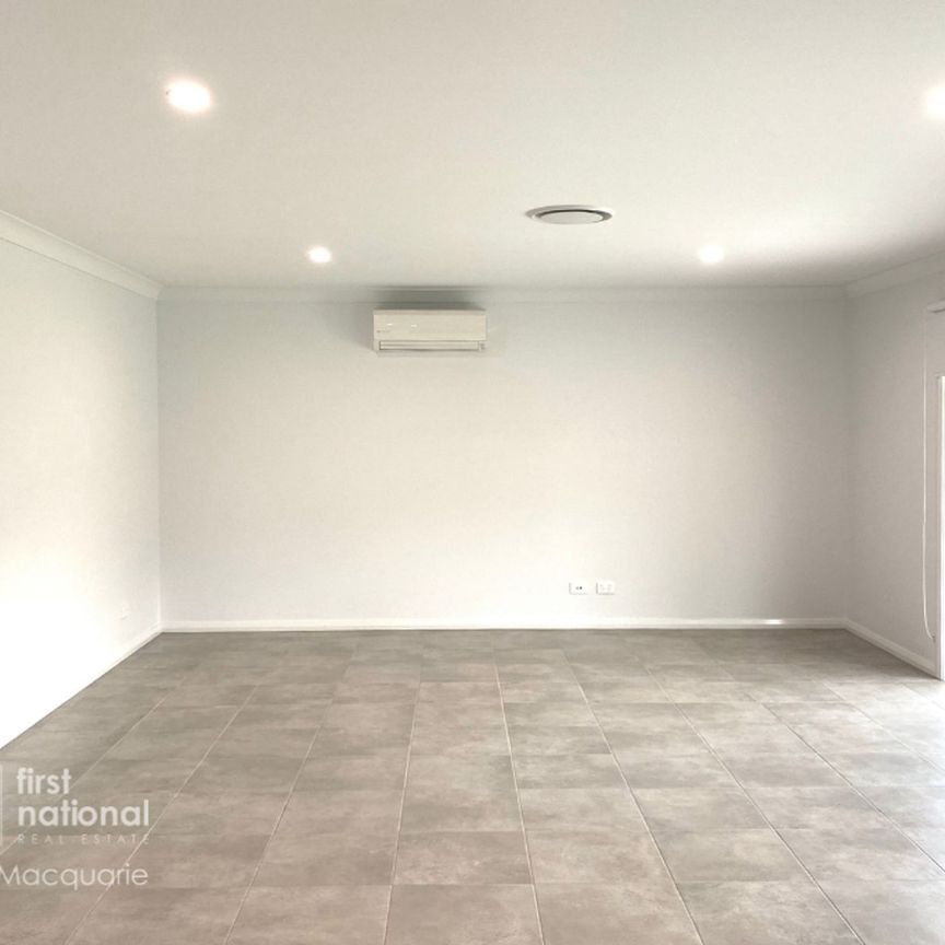 Modern Family Living in Cameron Park - Photo 1