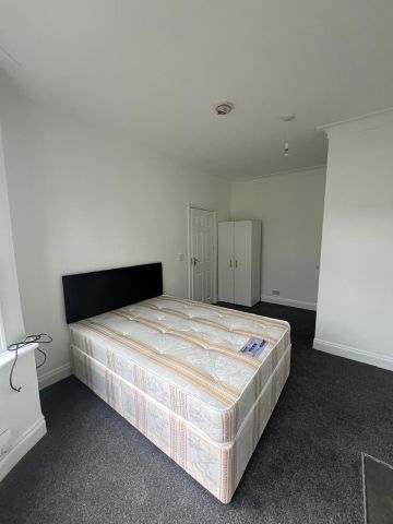 Studio Flat, Highfield Avenue, NW11 - Photo 4