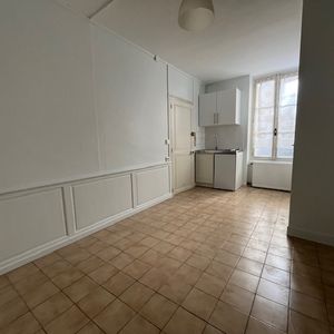 POITIERS CENTRE VILLE - STUDIO 14.88 m2 - Photo 3