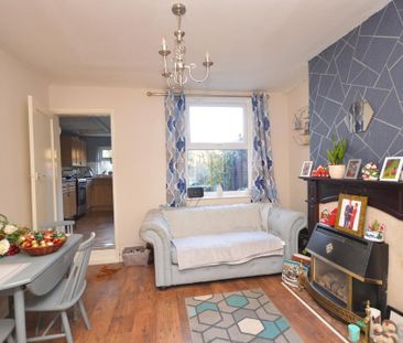 2 bedroom terraced house to rent - Photo 6