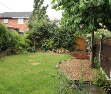 2 bedroom semi-detached house to rent - Photo 2