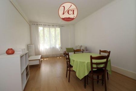 Location Appartement 2 pièces 48m² VICHY 03200 - Photo 3