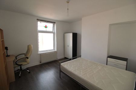 Balfour Road, PRESTON, Lancashire PR2 3BX - Photo 3