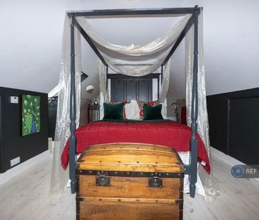 Studio to rent - Photo 4