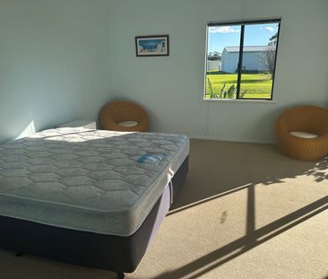 Picturesque Rural Home - Photo 3