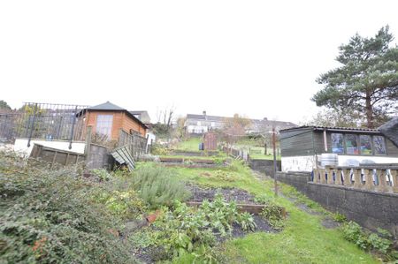 2 bedroom terraced house to rent - Photo 2