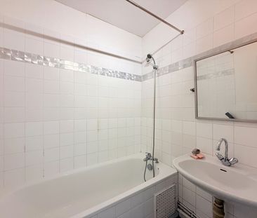 Location Appartement 1 pièce 31m² - Photo 5