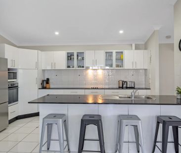 Beauty and Practicality - Photo 5