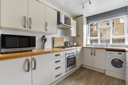 Flat To Let - Photo 5