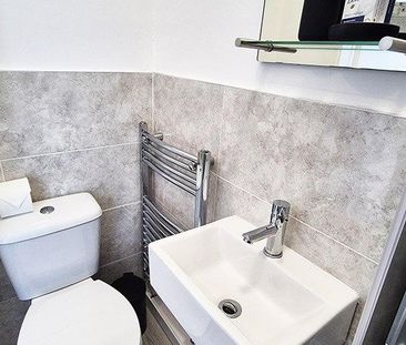 1 bedroom end of terrace house to rent - Photo 6