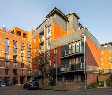 2 bedroom flat to rent - Photo 3