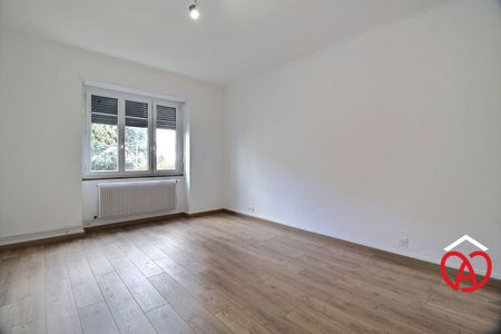 Location Appartement 4 pièces 91m² BARR 67140 - Photo 4