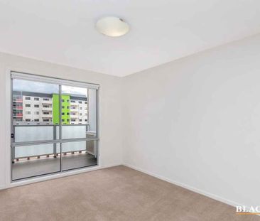 Ideally located Harrison apartment - Photo 2