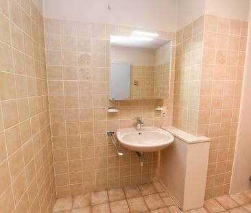 Ruim INSTAPKLAAR appartement te Oeselgem met 2 slaapkamers en GARAGE. - Foto 6