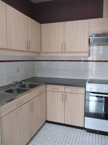 Appartement met 2 slaapkamers op goede loctaie! - Foto 5