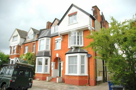 Studio to rent - Photo 5