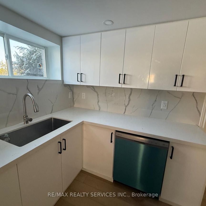 For Lease - 234 Morden Road Unit# Bsmt, Oakville, Ontario - Photo 1