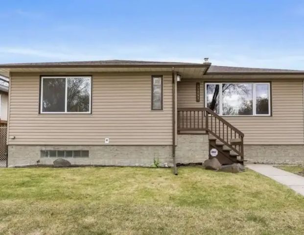 Legal Highlands Basement Suite | 11251 52 Street Northwest, Edmonton - Photo 1