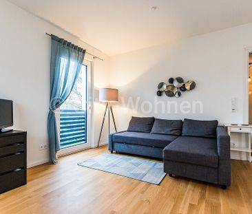 Schicke, vollständig möblierte Neubauwohnung mit Balkon nach hinten... - Foto 1