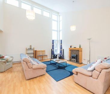 3 bedroom terraced house to rent - Photo 6