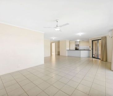 Spacious Family Living with Multiple Living Areas - Photo 2