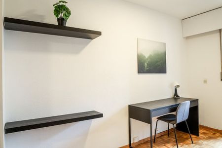 Calle de Santiago de Compostela, Madrid, Community of Madrid 28034 - Photo 4